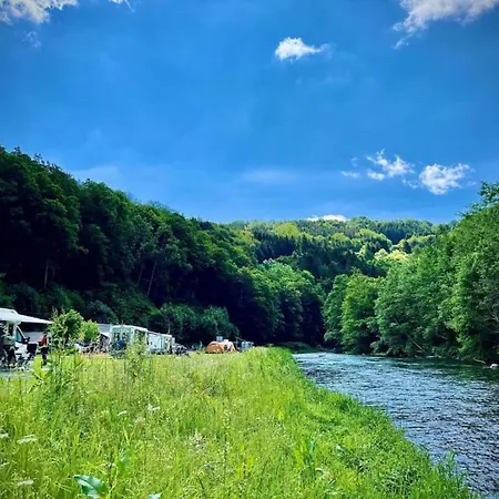 Semesterbostad Romantic Escape Niederehe