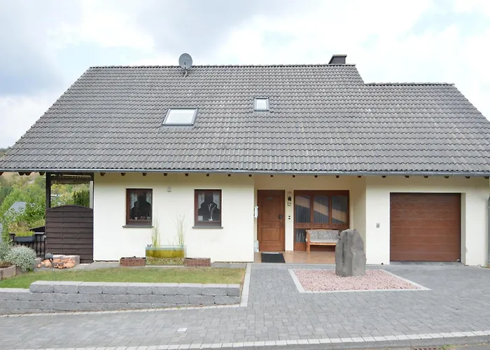 別荘 Romantic Escape *